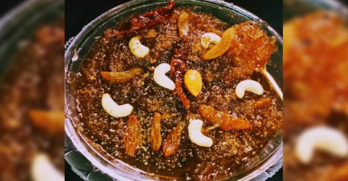 পেপেঁর টক মিষ্টি আচার